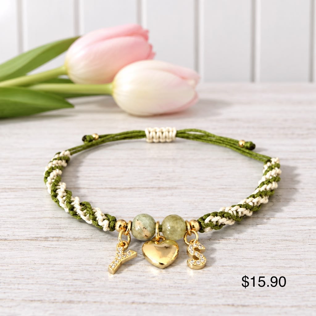 Pulsera doble con inicial y dije