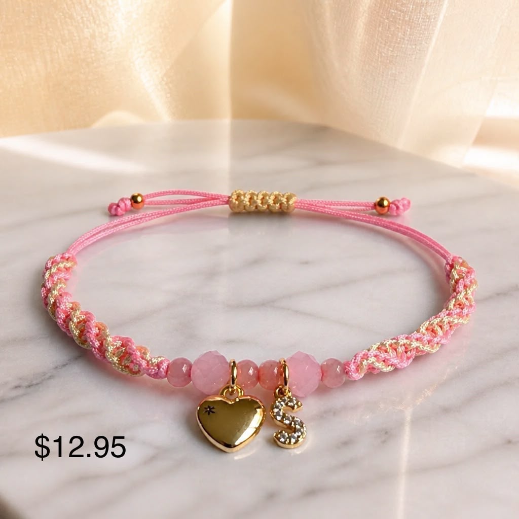 Pulsera de cuarzo rosa con inicial